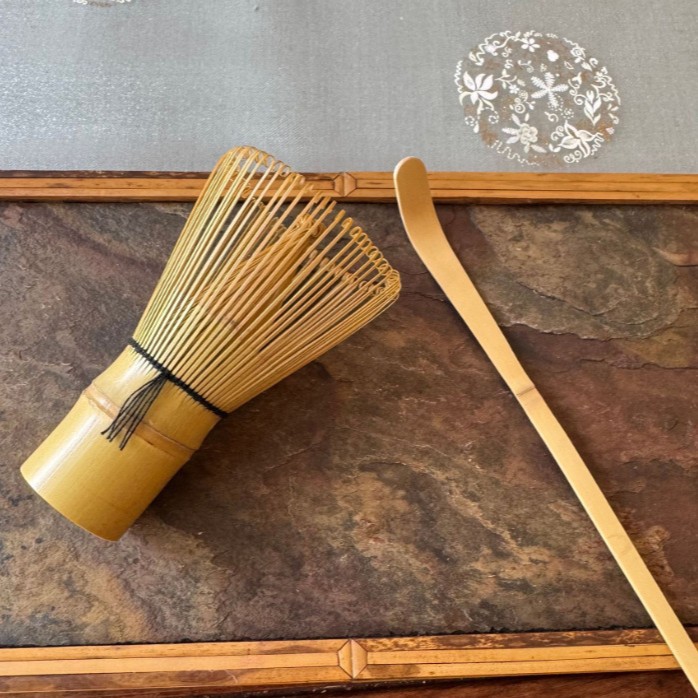 مضرب الماتشا الياباني التقليدي - مراجعة Bamboo Whisk Chasen وسعره